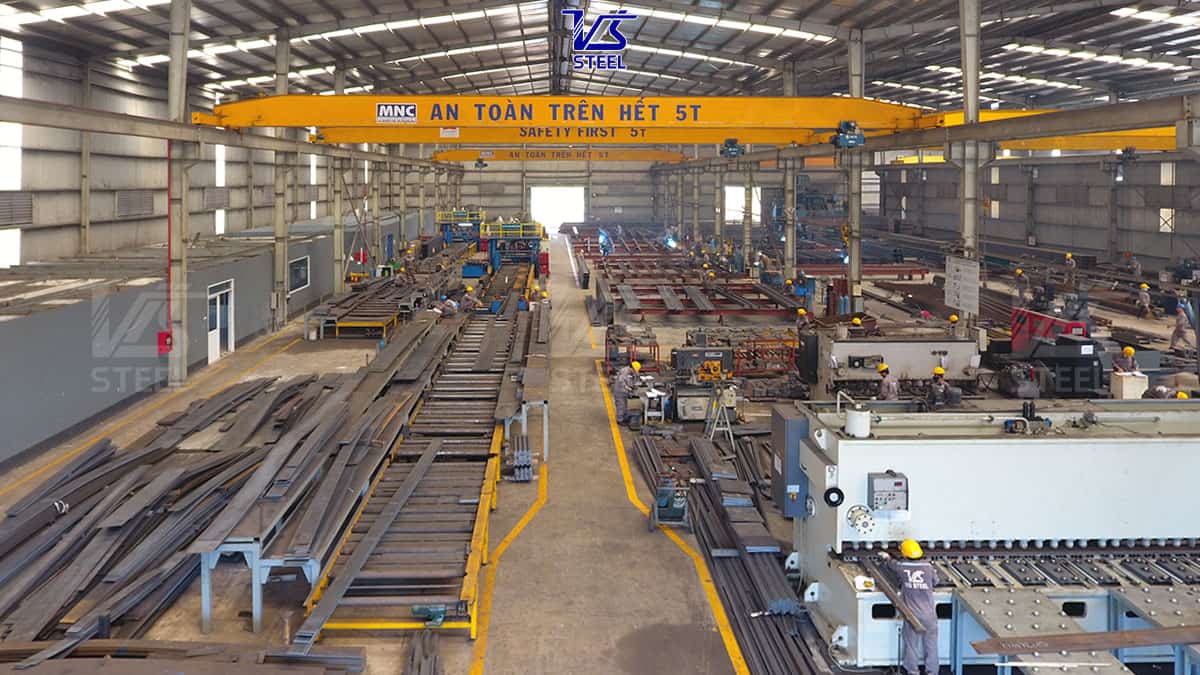 Khám phá quy trình gia công kết cấu thép chuyên nghiệp từ A - Z tại VIS Steel